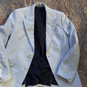 Boys Vineyard Vines Blazer size 8 Blue searsucker